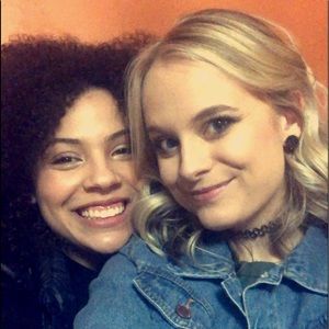 Meet your Posher, Caitlin